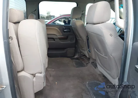 2015 Chevrolet Silverado 1500 1Lt z USA, uszkodzony, nr VIN 3GCUKREC7FG178642